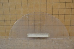 Demi cercle en plexiglass